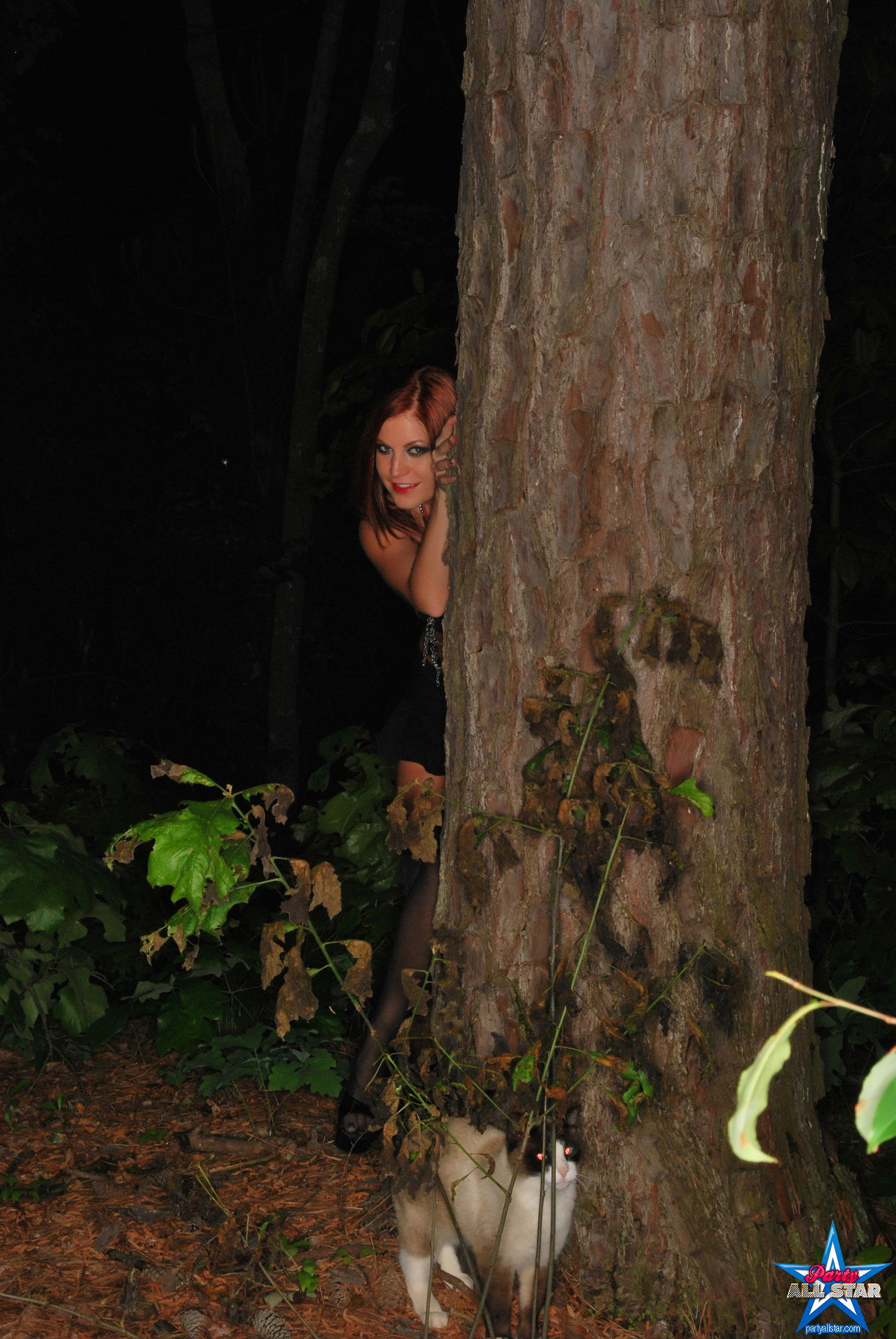 party-allstar-avery-spooky-horror-movie-temptress-from-the-woods-03